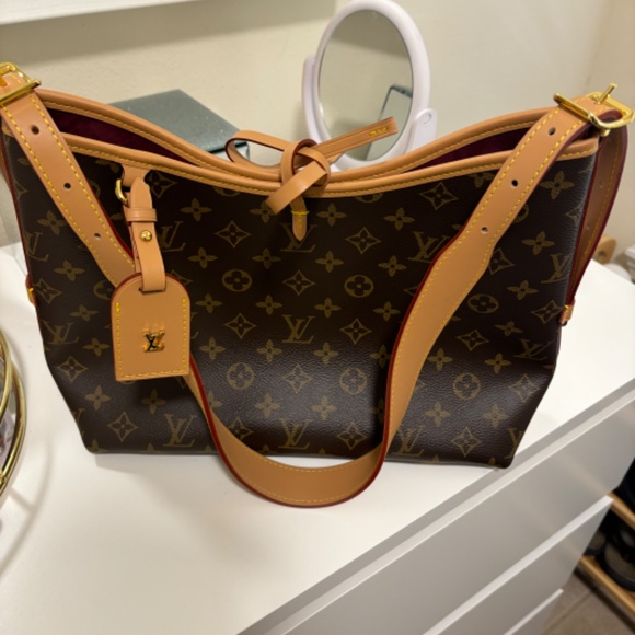 Louis Vuitton Bag - Picture 5 of 5